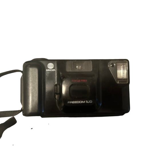 Pre-Owned Minolta Focus Free Freedom 100 Camera (Camera only) - Picture 1 of 3
